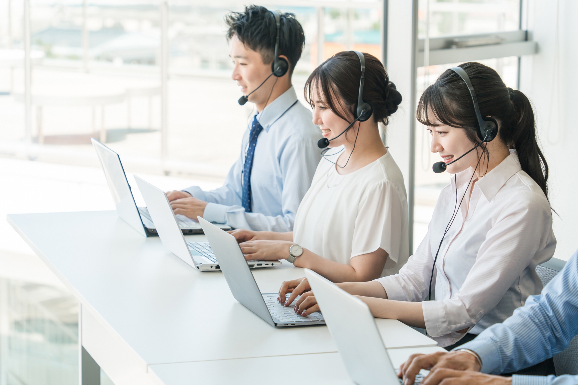 コールセンターのバイト「きつい」「もう辞めたい」って口コミ、実際どうなの？