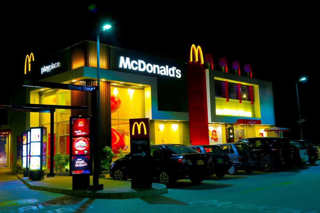 マクドナルド（ファストフードスタッフ）