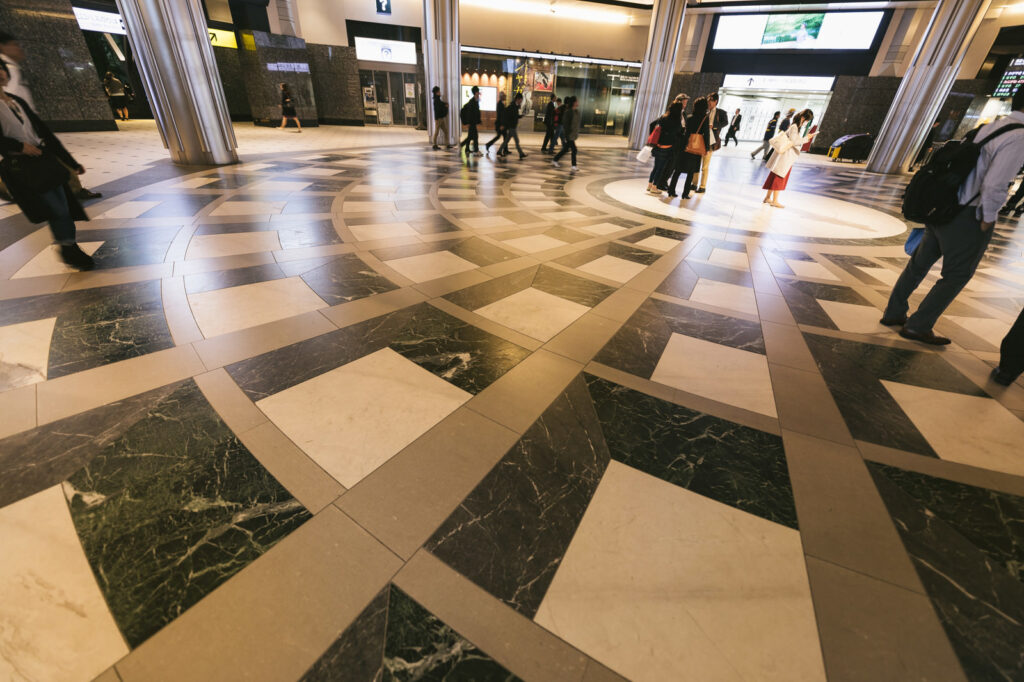 駅構内施設の清掃